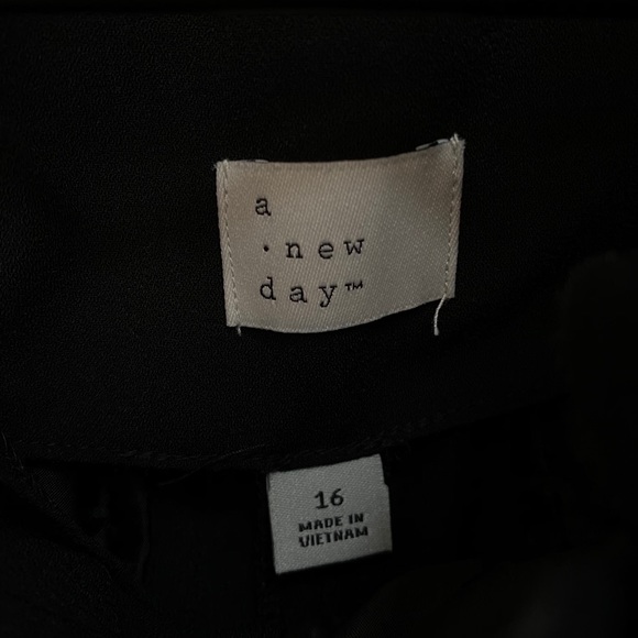 A New Day Black Paperbag Pants - Picture 3 of 4